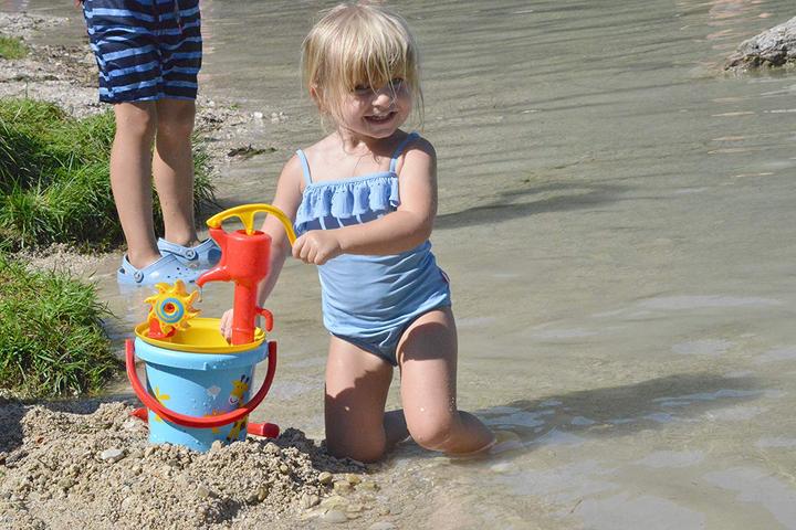 Actual product image Gowi Sand set with water pump