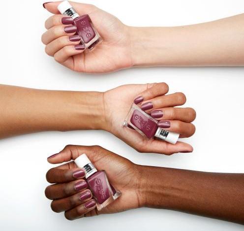 Produktbild Essie Gel Couture (523 not what it seams, Gel-Effekt Nagellack)