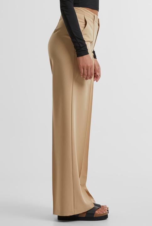 Actual product image Urban Classics Ladies Wide Pleated Pants - 139273 (31)