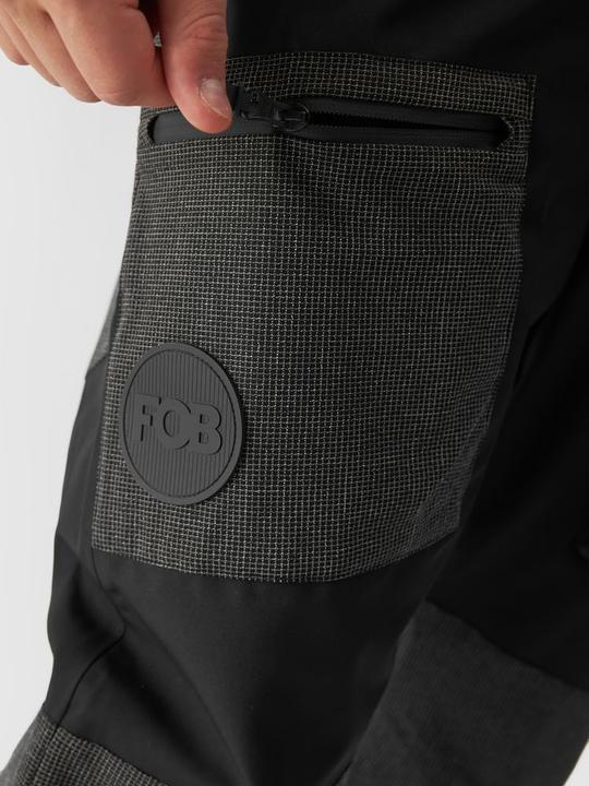 Actual product image 4F Snowboard Bib Trousers (S)