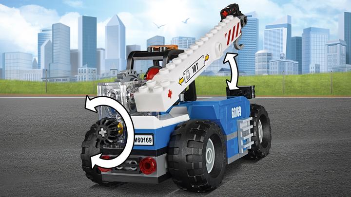 Actual product image LEGO Cargo terminal (60169, LEGO City)