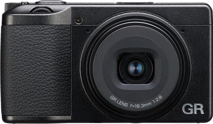 RICOH Gr Iii Hdf (28 mm, 24.20 Mpx, APS-C / DX)