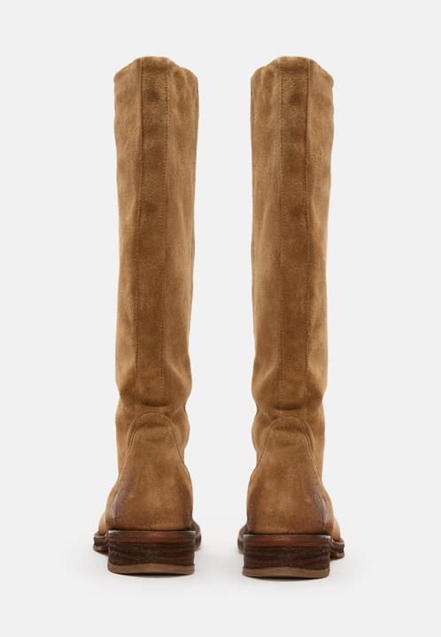 Actual product image Felmini Cooper A712, the biker boot from, is made from smooth leather with a vintage leather finish and (42)