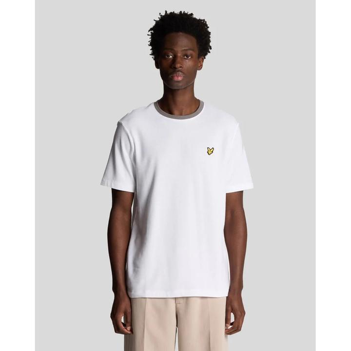Actual product image Lyle and Scott Contrast collar T-shirt (M)