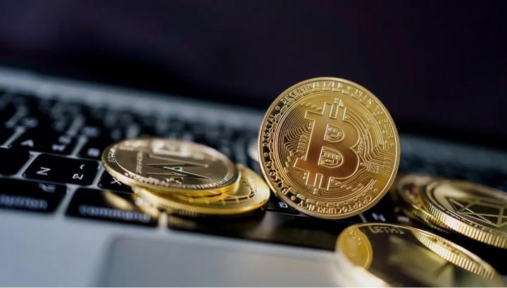 Actual product image Snuups Bitcoin Crypto Novelty Cryptocurrency Souvenir Novelty Item Coin