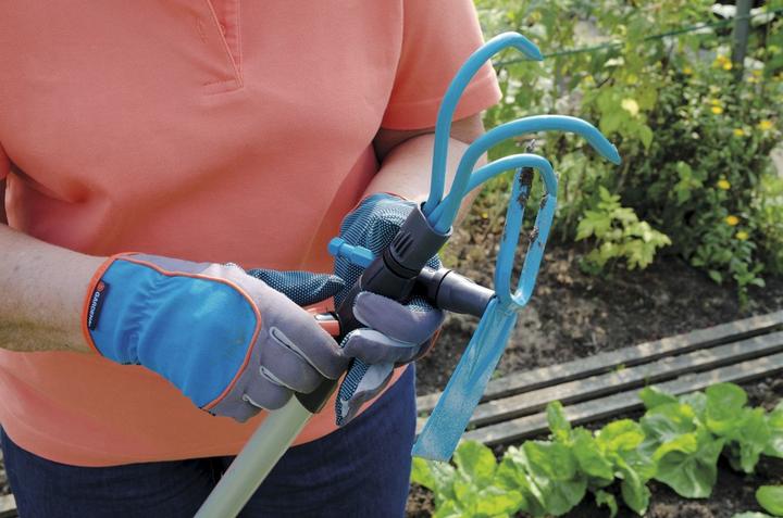 Actual product image Gardena Handle Wood Combi System