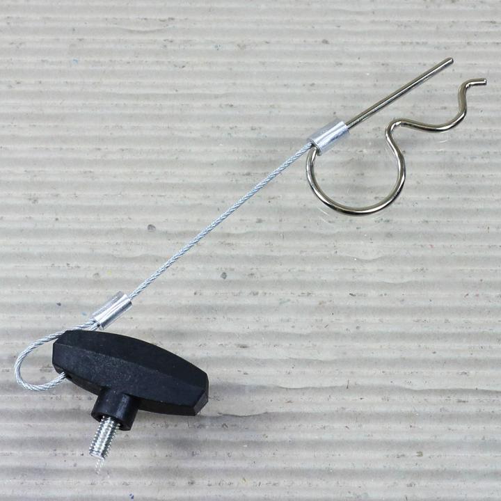 Actual product image FollowMe Wing screw