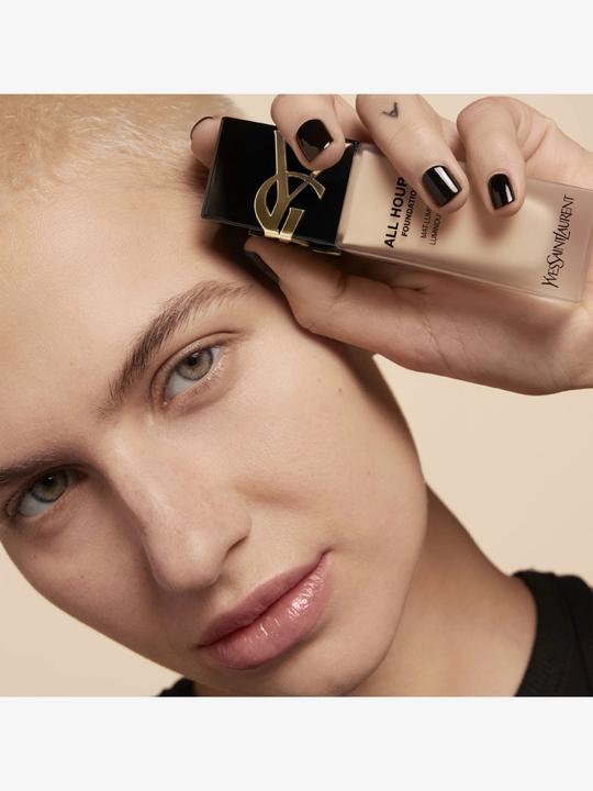 Actual product image Yves Saint Laurent All Hours Foundation Light Cool 6 Fl 25 ml (No. 06 - Light Cool)