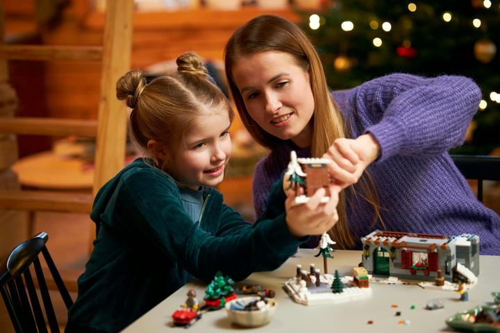 Produktbild LEGO Almhütte (10325, LEGO Icons, LEGO Seltene Sets)