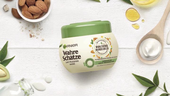 Actual product image Garnier Ultimate Blends (300 ml)