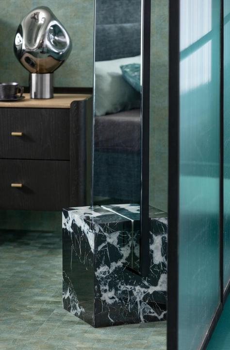 Produktbild Kare Design Standspiegel Hulda Schwarz 46x180cm (46 x 180 cm)