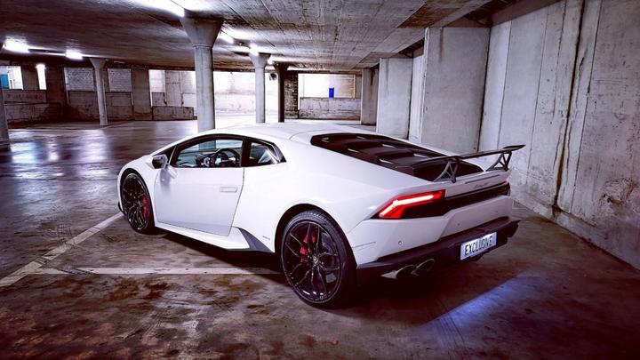 Produktbild Lamborghini Huracán LP-610