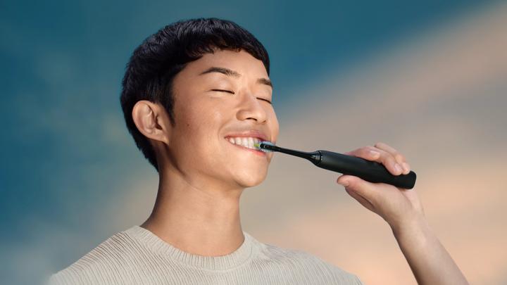 Actual product image Philips Sonicare DiamondClean 9000 Doppelpack (Sonic toothbrush)