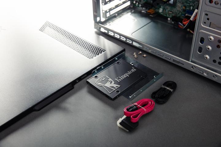 Image du produit Kingston KC600 (256 Go, 2.5")
