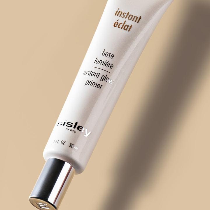 Actual product image Sisley Instant Éclat (No colour)