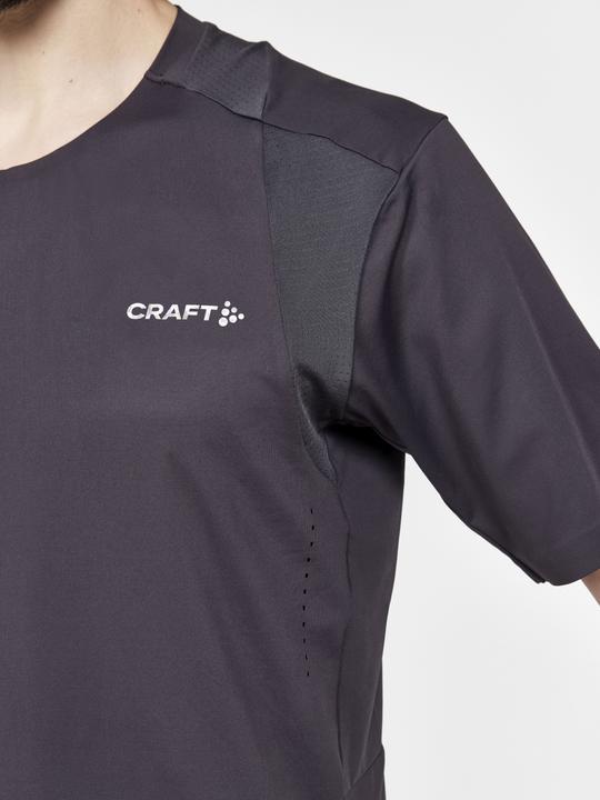 Actual product image Craft ADV HiT SS Tee M (L)