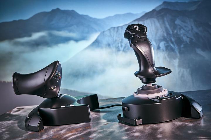 Produktbild Thrustmaster T.Flight Hotas One Ace Combat 7 Limited Edition (Xbox Series X, Xbox One S, Xbox Series S, Xbox One X, PC)