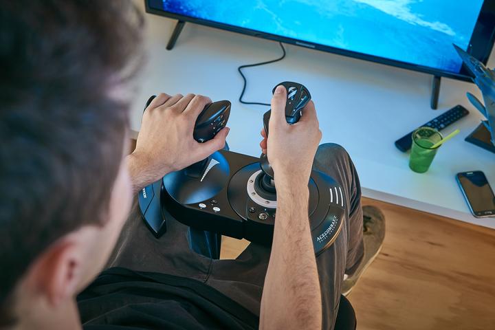 Produktbild Thrustmaster T.Flight Hotas One Ace Combat 7 Limited Edition (Xbox Series X, Xbox One S, Xbox Series S, Xbox One X, PC)