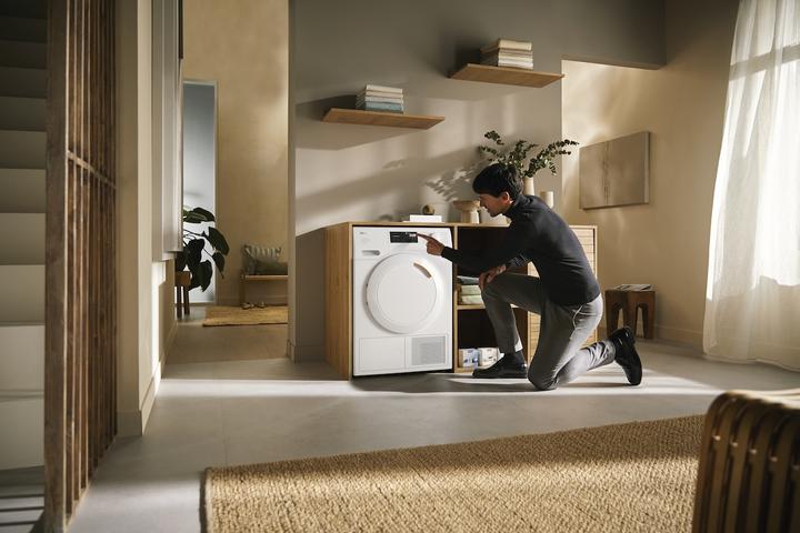 Actual product image Miele TEC675WP 125 Edition (8 kg, Left)