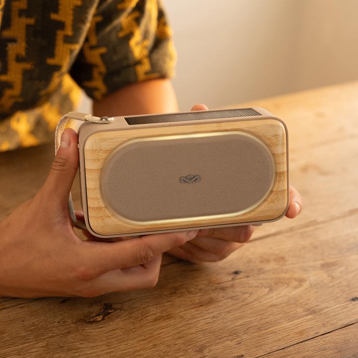Actual product image House of Marley Roots Solar Bluetooth Speaker (14 h, Solar panel)