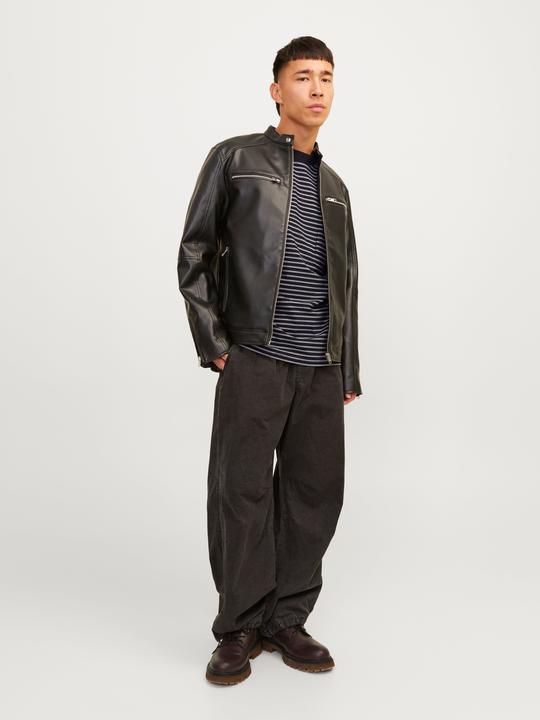 Immagine prodotto Jack & Jones Maglietta con scollo rotondo a righe (XS)