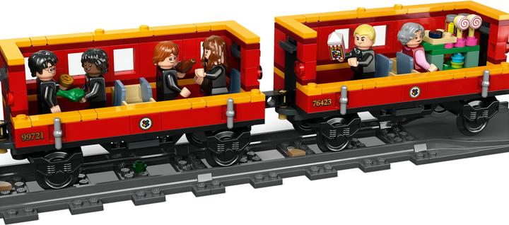 Produktbild LEGO Hogwarts Express & der Bahnhof von Hogsmeade (76423, LEGO Harry Potter)
