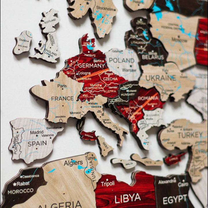 Image du produit Enjoy The Wood Carte du monde lumineuse en 3D en bois - Décoration murale (90 x 120 cm)
