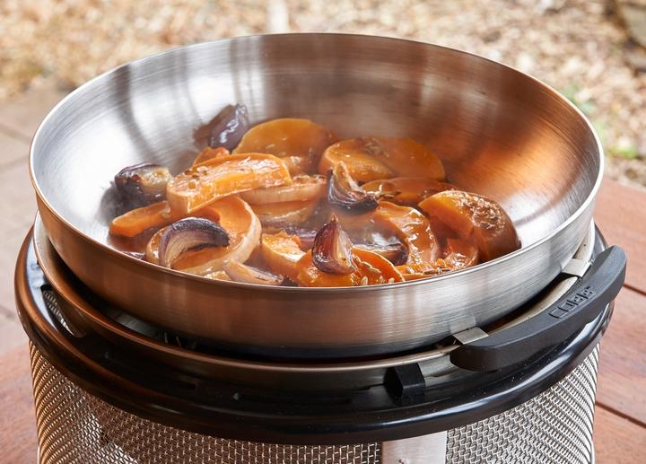 Actual product image Cobb Premier Wok