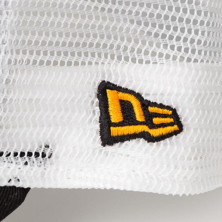 Actual product image New Era 9Forty Las Vegas Distressed Trucker Cap (One size)