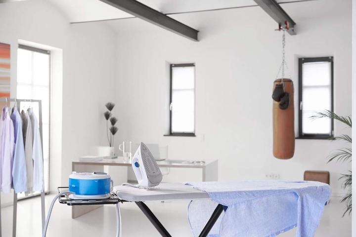 Immagine prodotto Braun IS 2043 CareStyle Compact (2200 W, 300 g/min)