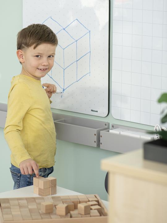 Actual product image Betzold Magnettafel mit Aufbewahrungsboard