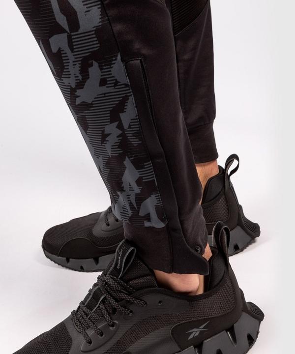 Produktbild UFC | Venum Authentic Fight Week Herrenhose (XS)