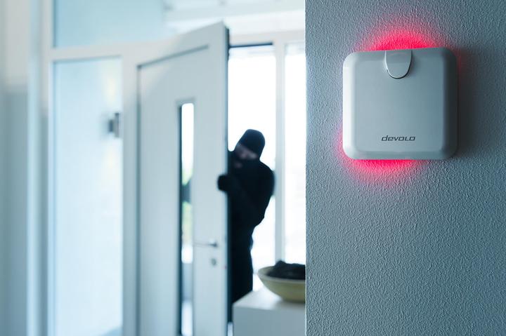 Actual product image Devolo Home Control Alarm siren
