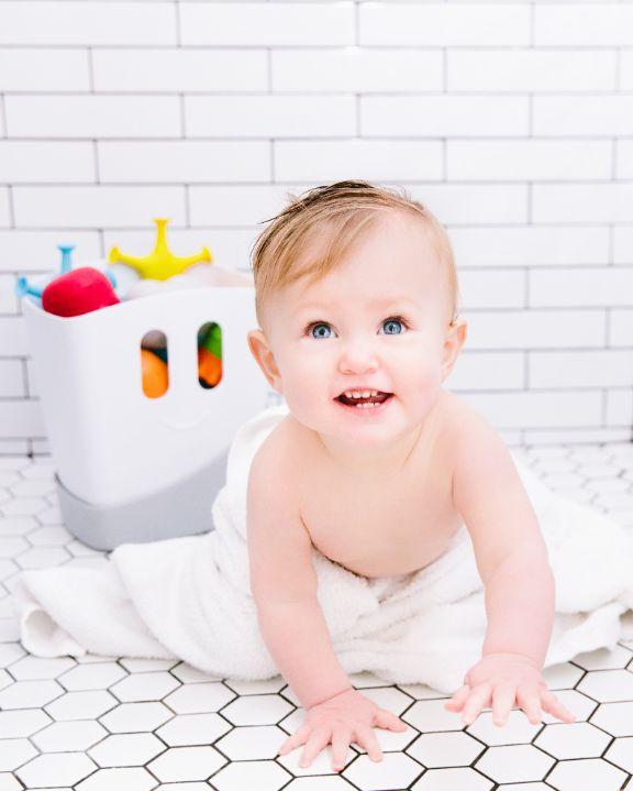 Actual product image Ubbi Bath gift set
