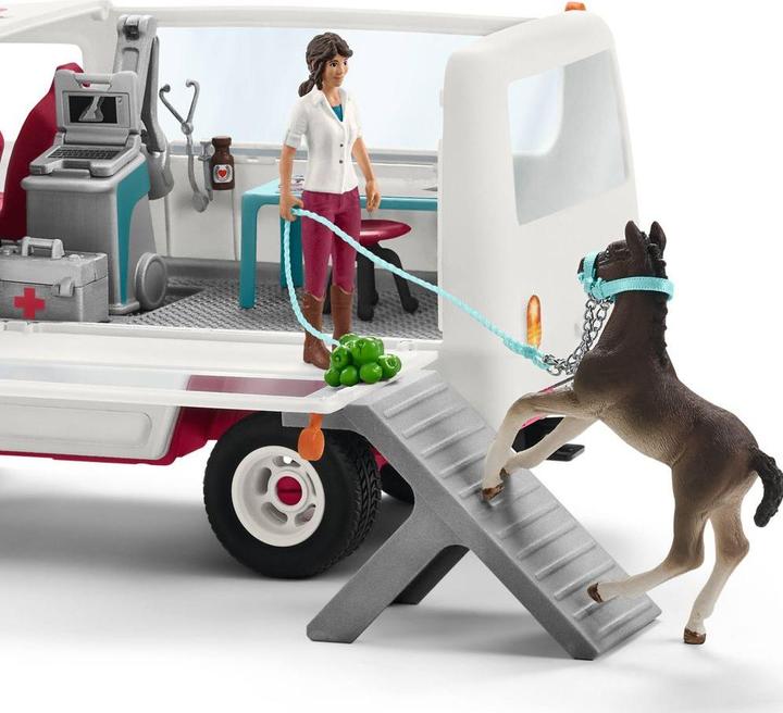 Produktbild Schleich Mobile Tierärztin mit Hannoveraner Fohlen