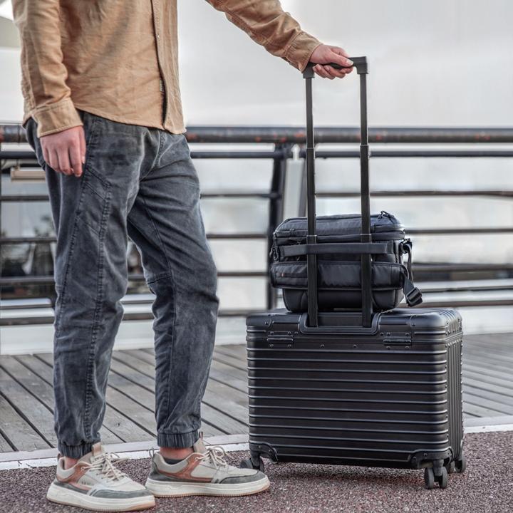 Actual product image Pgytech Photo Backpack OneMo Sling 11L Space Black (Camera shoulder bag, 11 l)