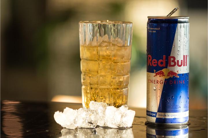 Produktbild Red Bull Energy Drink (24 x 25 cl)