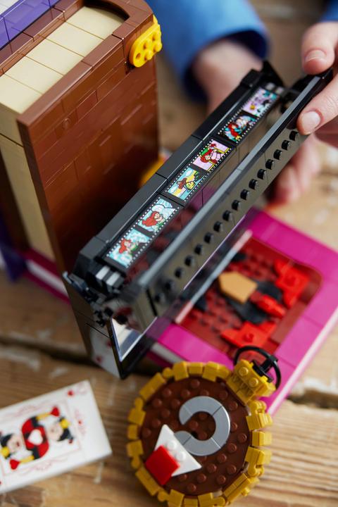 Produktbild LEGO Videokassette (43227, LEGO Disney, LEGO Seltene Sets)