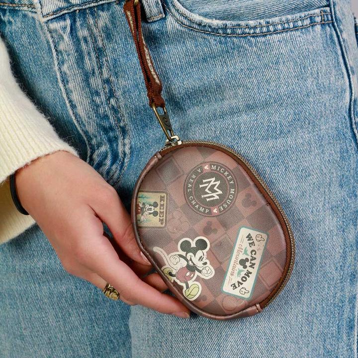 Actual product image Karactermania Pill Coin Purse Journey