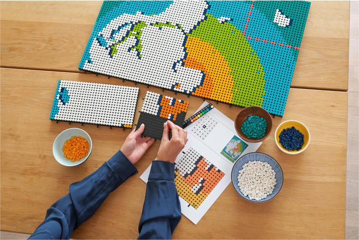 Actual product image LEGO World map (31203, LEGO Art, LEGO Rare Sets)