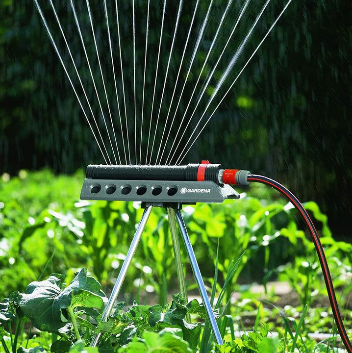 Actual product image Gardena Aquazoom 250/1 (Area irrigator, Square sprinkler, Spray sprinklers)