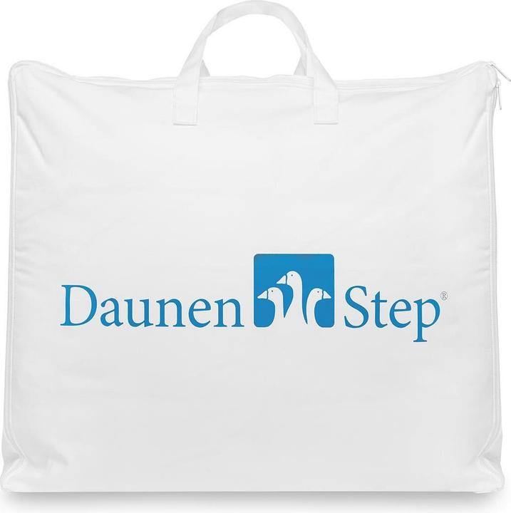 Actual product image DaunenStep Daunendecke Meran leicht, Füllung: 100% Gänsedaunen (240 g, 155 x 220 cm)