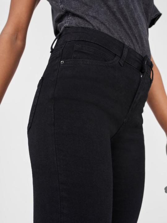Actual product image Noisy May NMLucy Normal Waist Skinny Fit Jeans