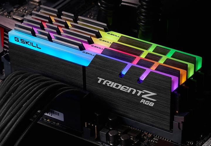 Actual product image G.Skill Trident Z RGB (2 x 8GB, 3200 MHz, DDR4-RAM, DIMM)