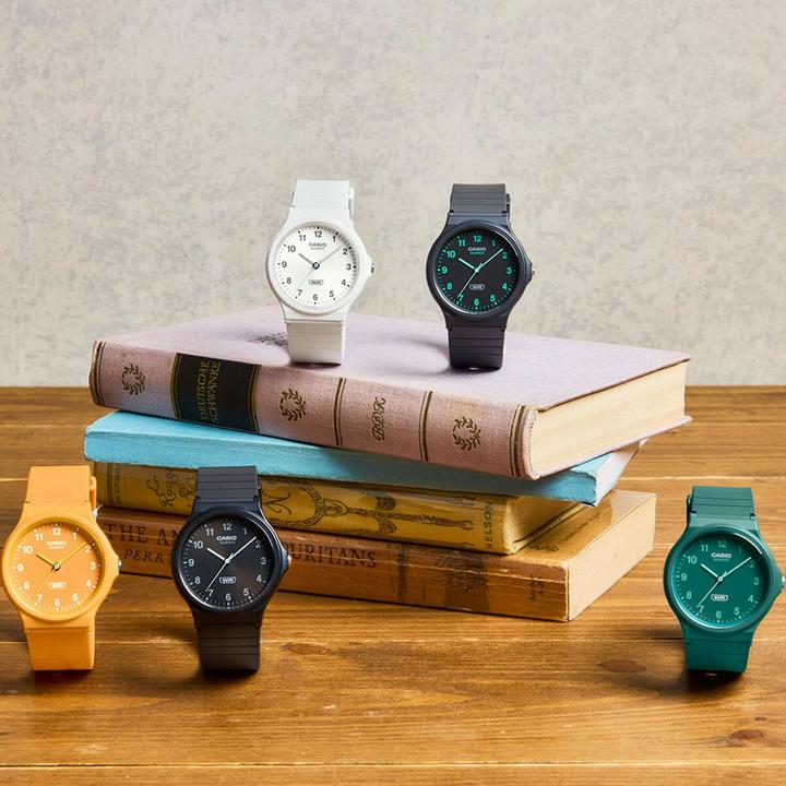 Immagine prodotto Casio Orologio Unisex Collection Verde Cassa e (Orologio da polso analogico)