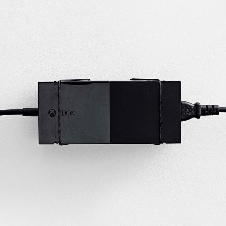 Produktbild Floating Grip Wandhalterung (Xbox One X, Xbox One S, Xbox Series S, Xbox Series X)