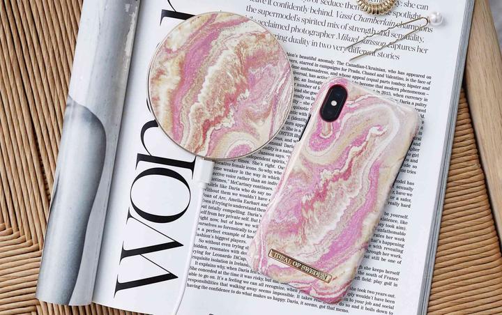 Produktbild iDeal Of Sweden Golden Blush Marble (10 W)