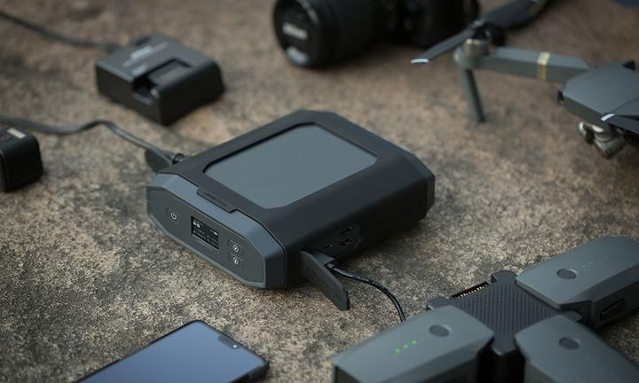 Actual product image Omnicharge Ultimate (38400 mAh, 100 W, 142 Wh)