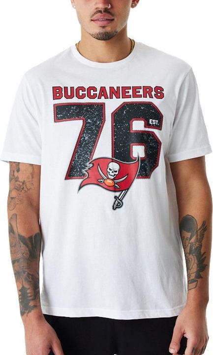 New Era NFL Shirt - DISTRESSED Tampa Bay Buccaneers - M (M)