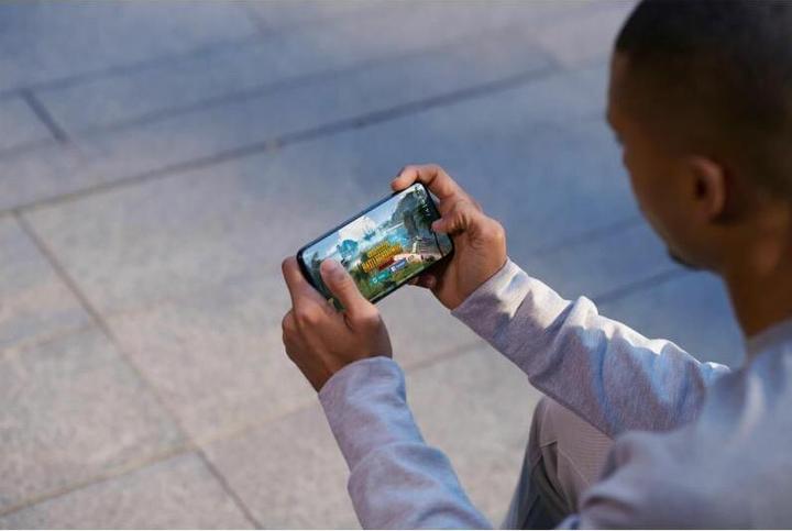 Produktbild OPPO Reno2 (256 GB, Ocean Blue, 6.50", Hybrid Dual SIM, 48 Mpx, 4G)